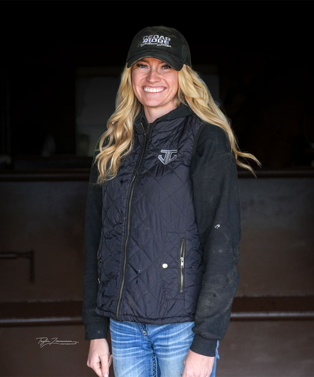Cherrish Olson, Mare Manager at Cedar Ridge Stallion Station
